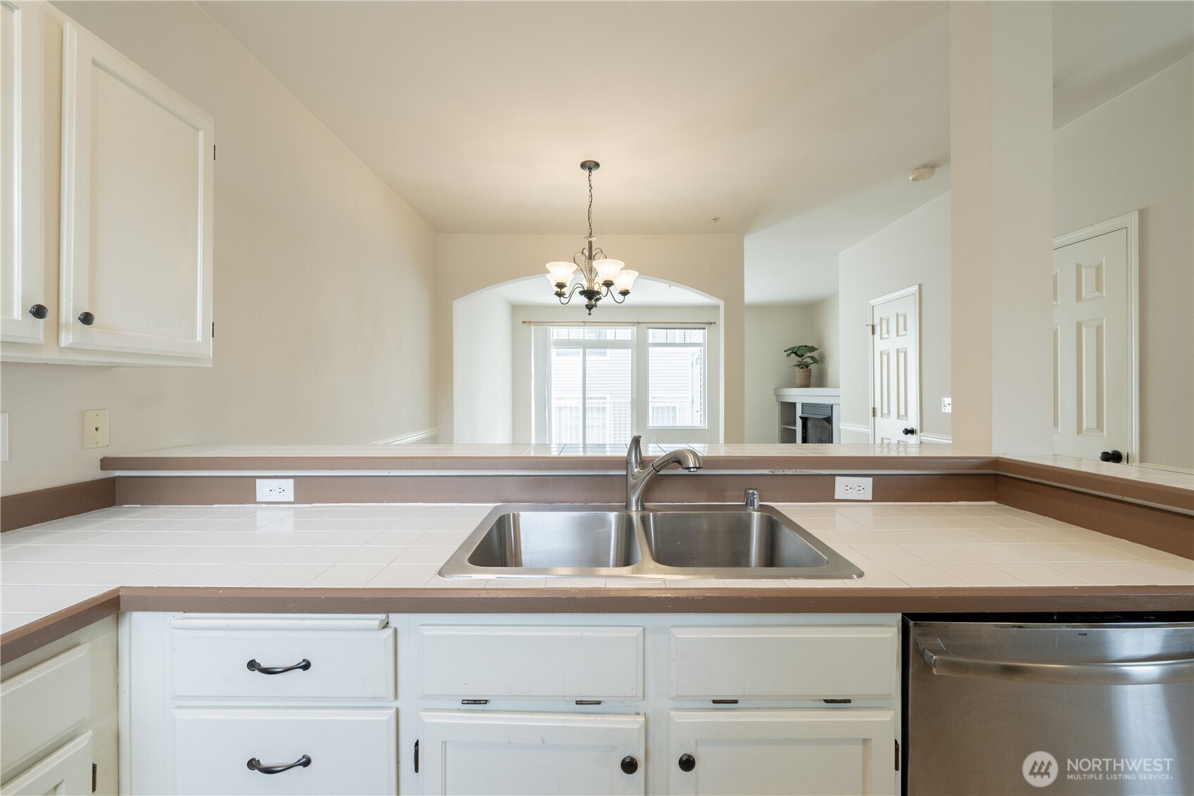 5400 Harbour Pointe Boulevard J202