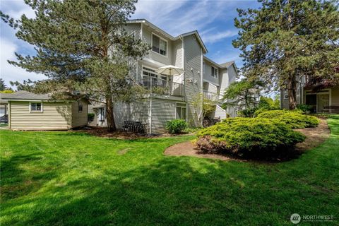 Photo of 5400 Harbour Pointe Boulevard #J202, Mukilteo, WA 98275 (MLS # 2516168)