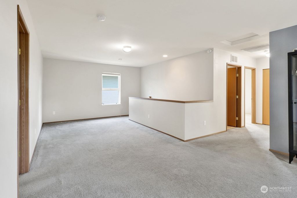 listing image 9368365112325123300