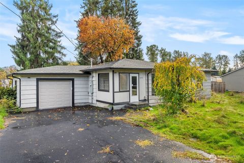 Photo of 5556 Mt Solo Road, Longview, WA 98632 (MLS # 2455148)