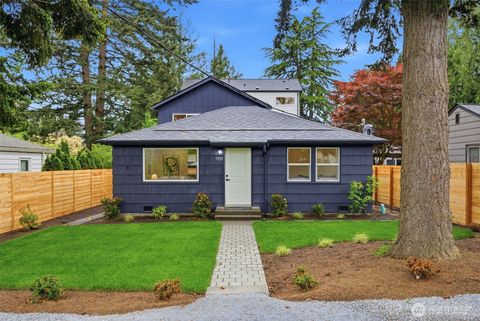 Photo of 9723 Evanston Avenue N, Seattle, WA 98103 (MLS # 2523810)