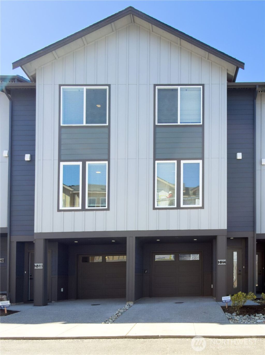 Photo of 14707 87th Ave SE Ave #HH4, Snohomish, WA 98296 (MLS # 2502524)