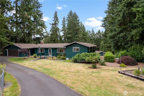 Photo of 34412 Mountain Highway E, Eatonville, WA 98328 (MLS # 2406057)