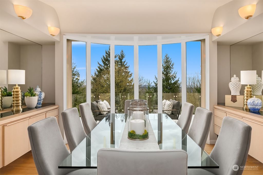 Photo of 5413 142nd Avenue SE, Bellevue, WA 98006 (MLS # 2208874)