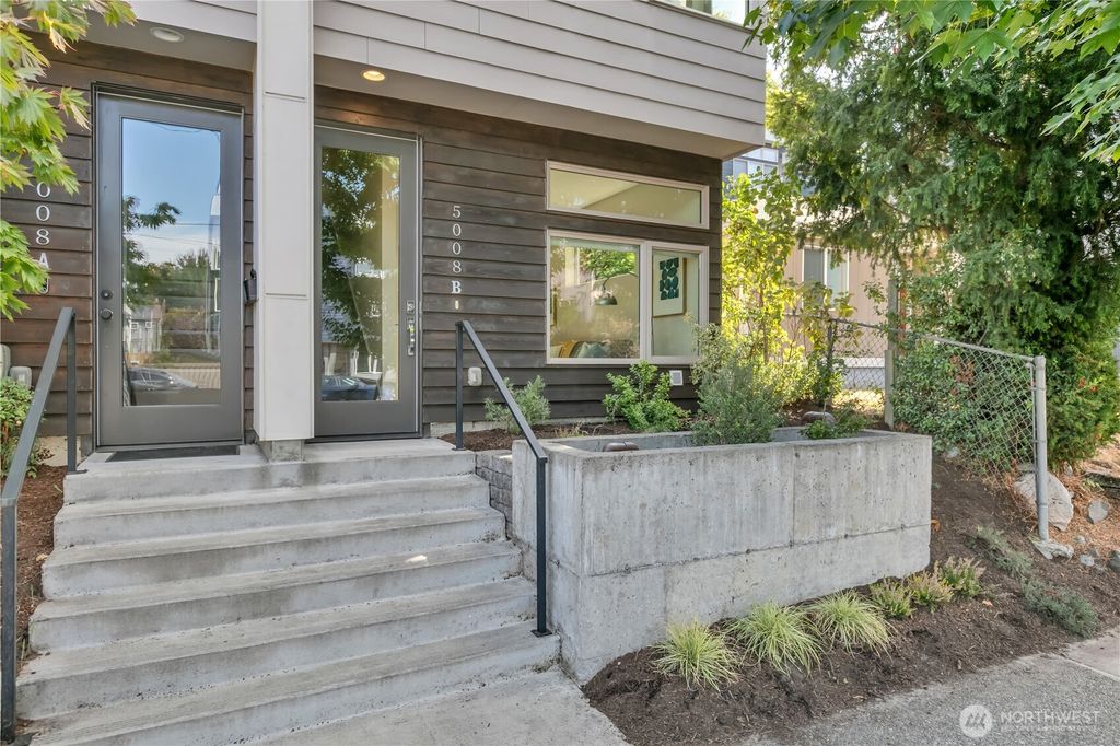Photo of 5008 Fauntleroy Way SW #B, Seattle, WA 98136 (MLS # 2416389)