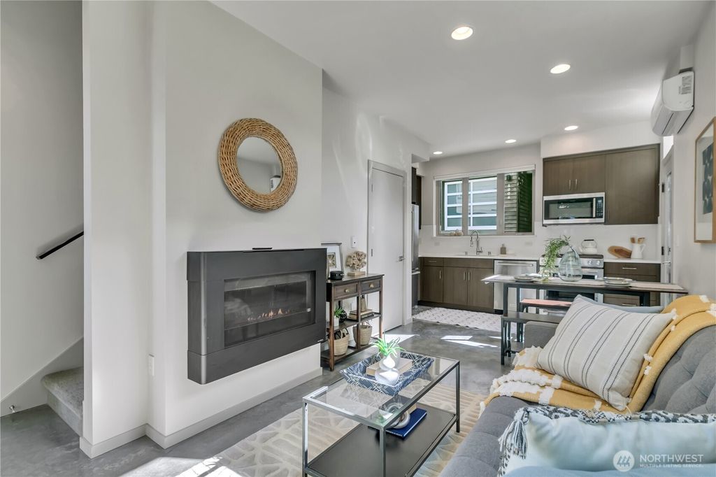 Photo of 5008 Fauntleroy Way SW #B, Seattle, WA 98136 (MLS # 2416389)