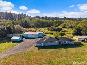 2520 Ocean Avenue Raymond WA 98577