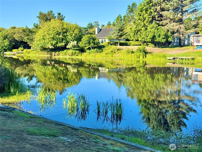 333 Canal Drive NE