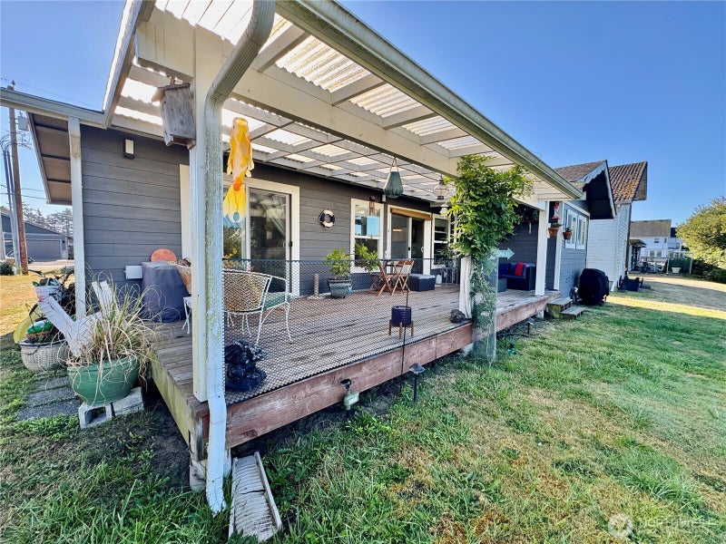 333 Canal Drive NE