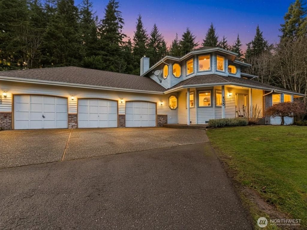 Photo of 8020 184th Drive SE, Snohomish, WA 98290 (MLS # 2468860)