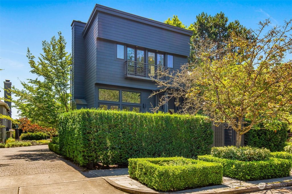 Photo of 4237 E Lee Street, Seattle, WA 98112 (MLS # 2145801)