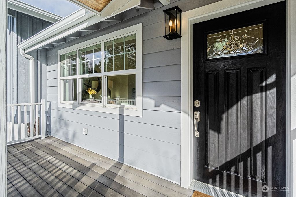 Photo of 7319 Marwood Place, Woodinville, WA 98072 (MLS # 2189792)