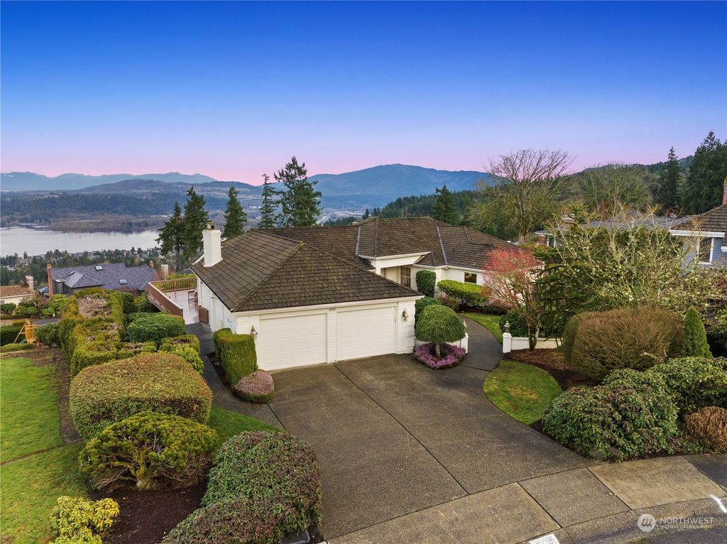 Photo of 4610 176th Avenue SE, Bellevue, WA 98006 (MLS # 2201844)