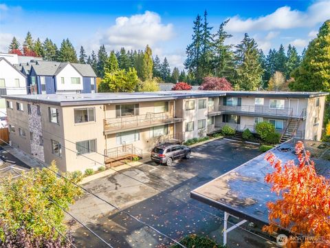 Photo of 14520 Phinney Avenue N, Shoreline, WA 98133 (MLS # 2455933)