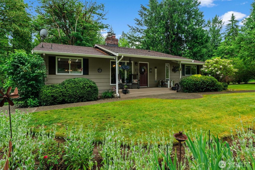 Photo of 9721 72nd Avenue NW, Gig Harbor, WA 98332 (MLS # 2530220)