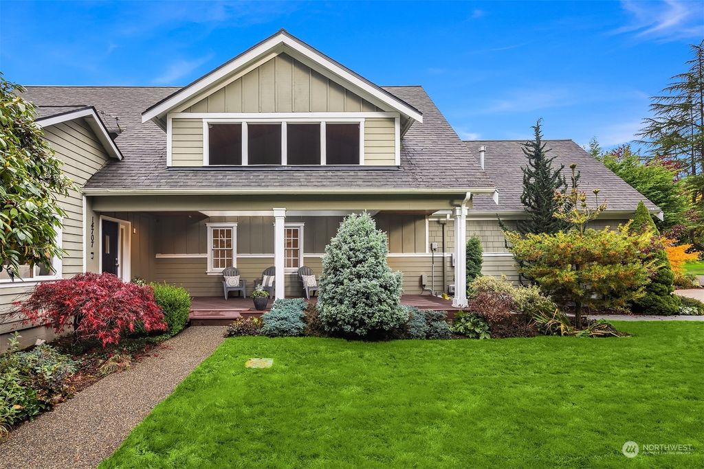 Photo of 14707 81st Avenue NE, Kenmore, WA 98028 (MLS # 2306714)