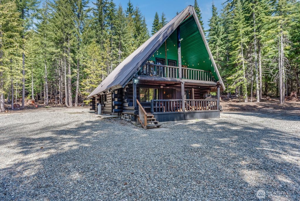 Photo of 4711 Kachess Lake Rd Rd, Easton, WA 98925 (MLS # 2488487)