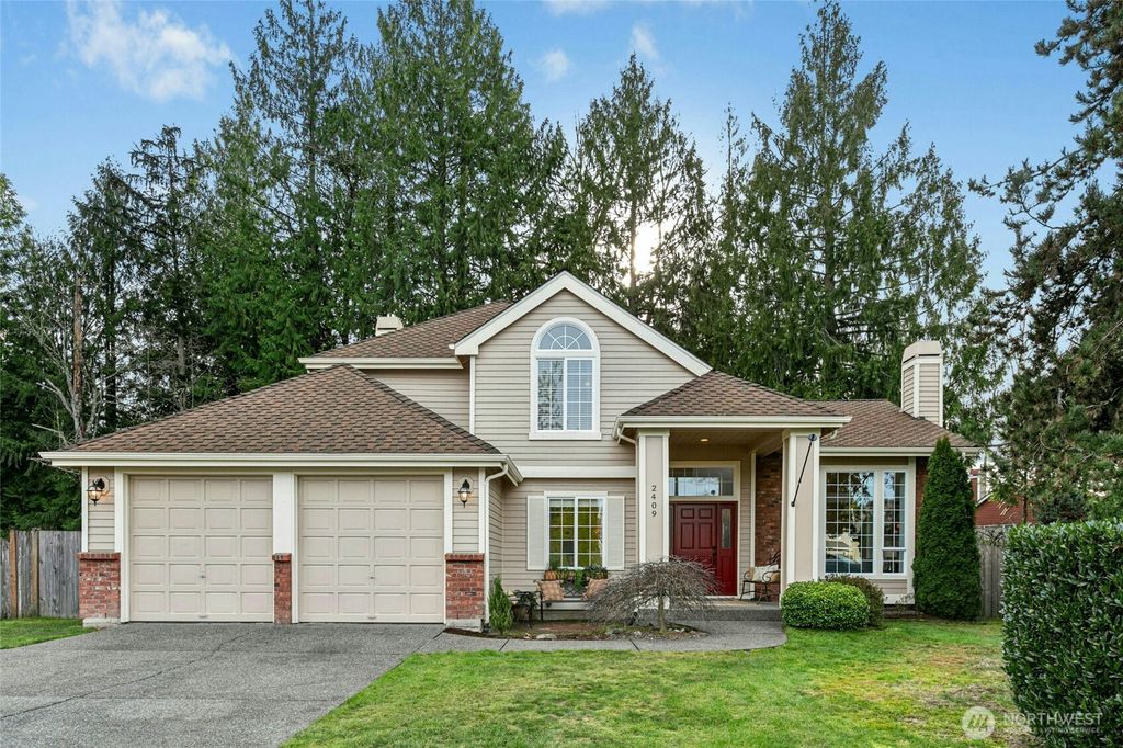 Photo of 2409 237th Court NE, Sammamish, WA 98074 (MLS # 2460573)