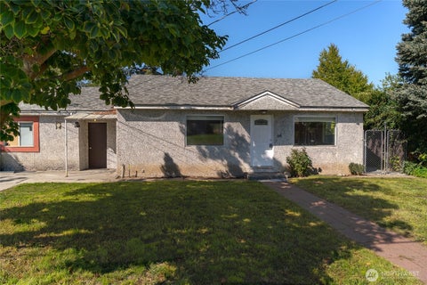 Photo of 64 N James Avenue, East Wenatchee, WA 98802 (MLS # 2580833)