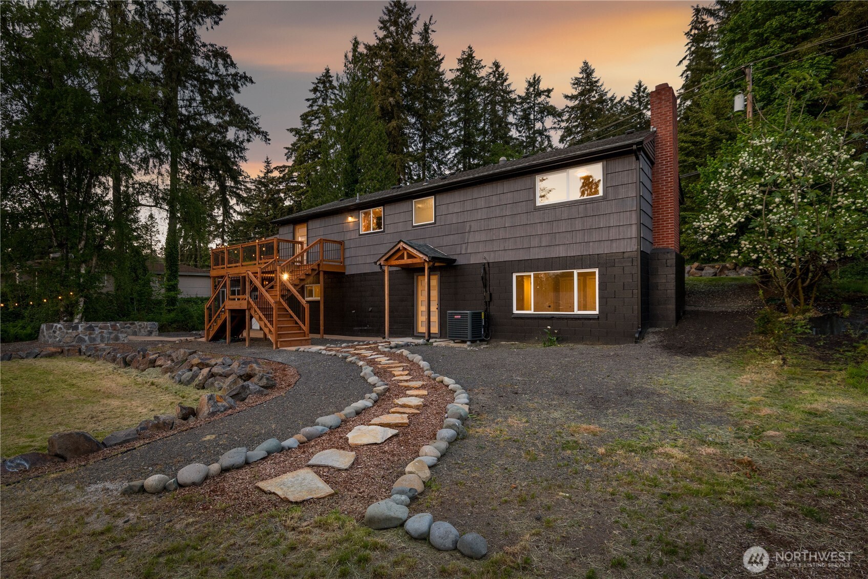 2903 Huntington Place