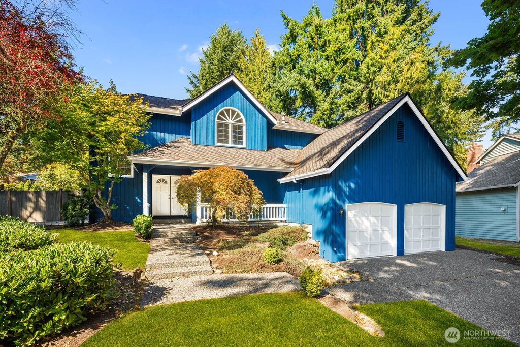 Photo of 6117 142nd Court NE, Redmond, WA 98052 (MLS # 2430997)