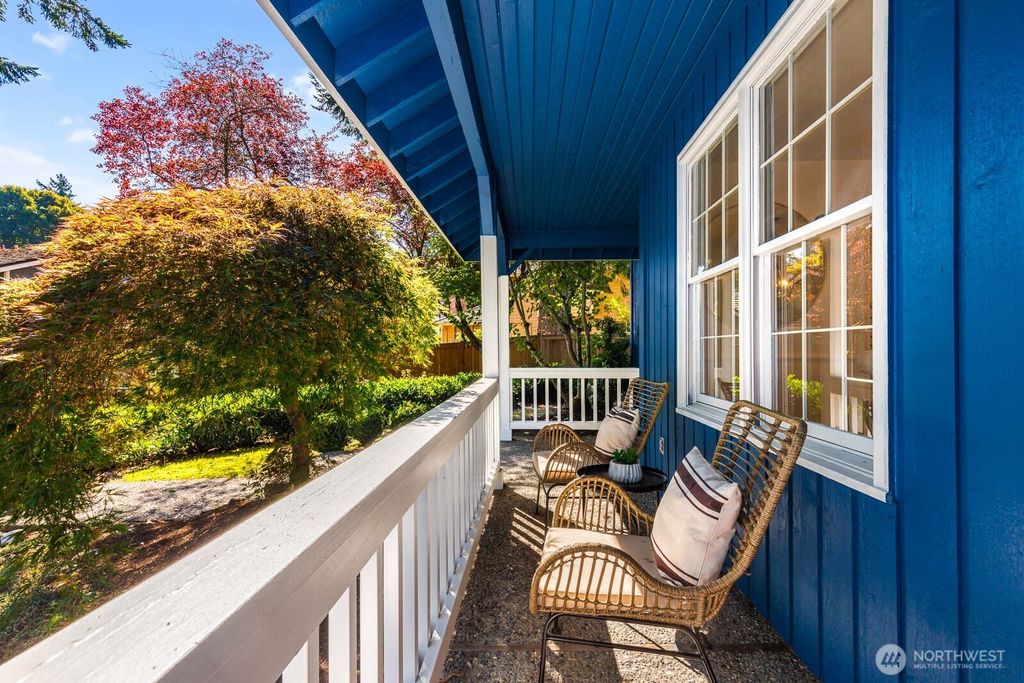 Photo of 6117 142nd Court NE, Redmond, WA 98052 (MLS # 2430997)