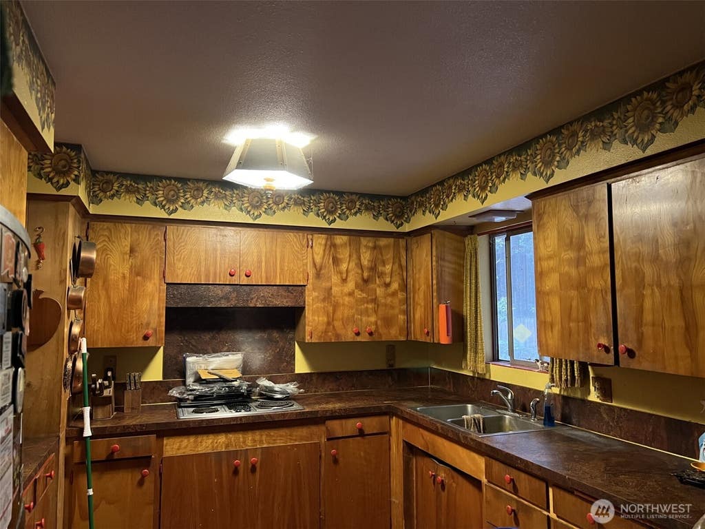 Photo of 6928 20th Avenue SE, Lacey, WA 98503 (MLS # 2560022)