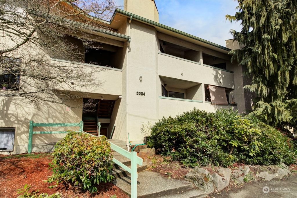 Photo of 3024 NE 143rd Street #304, Seattle, WA 98125 (MLS # 2047721)