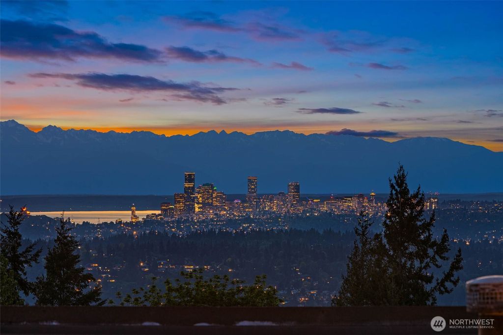 Photo of 5310 143rd Avenue SE, Bellevue, WA 98006 (MLS # 2395579)