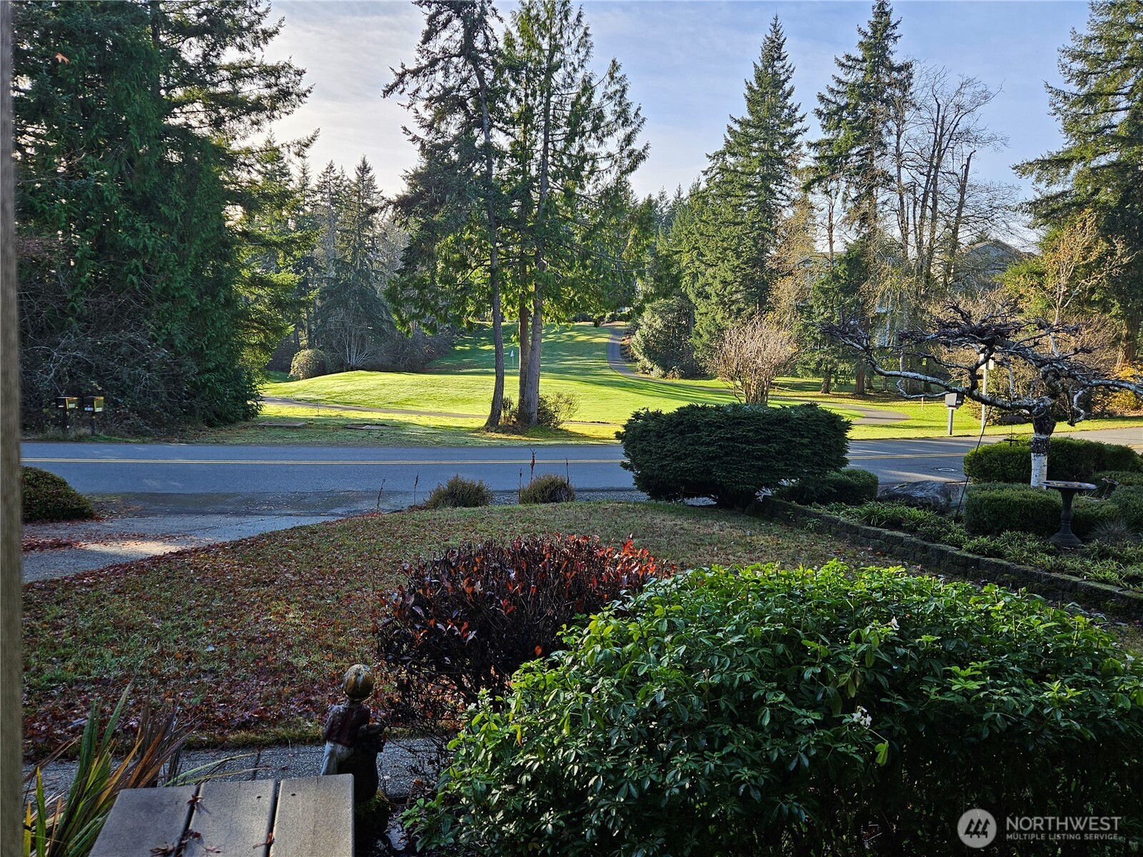 Allyn, Washington 98524, United States, 3 Bedrooms Bedrooms, ,2 BathroomsBathrooms,Residential,Active,252180