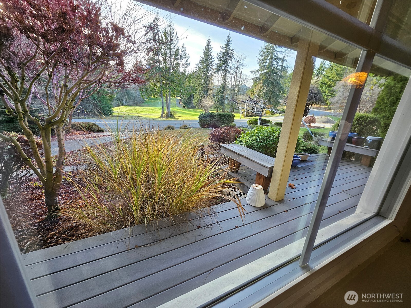 Allyn, Washington 98524, United States, 3 Bedrooms Bedrooms, ,2 BathroomsBathrooms,Residential,Active,252180