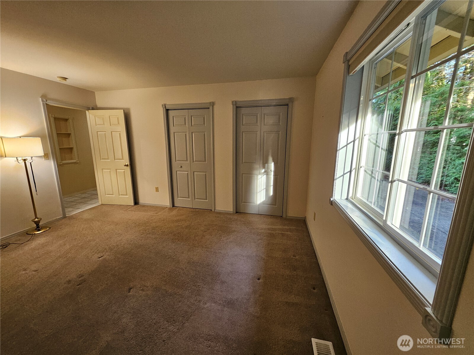 Allyn, Washington 98524, United States, 3 Bedrooms Bedrooms, ,2 BathroomsBathrooms,Residential,Active,252180