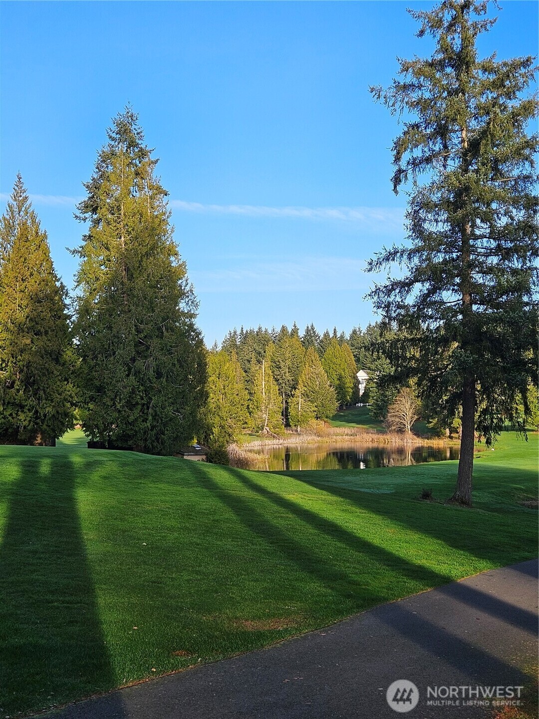 Allyn, Washington 98524, United States, 3 Bedrooms Bedrooms, ,2 BathroomsBathrooms,Residential,Active,252180