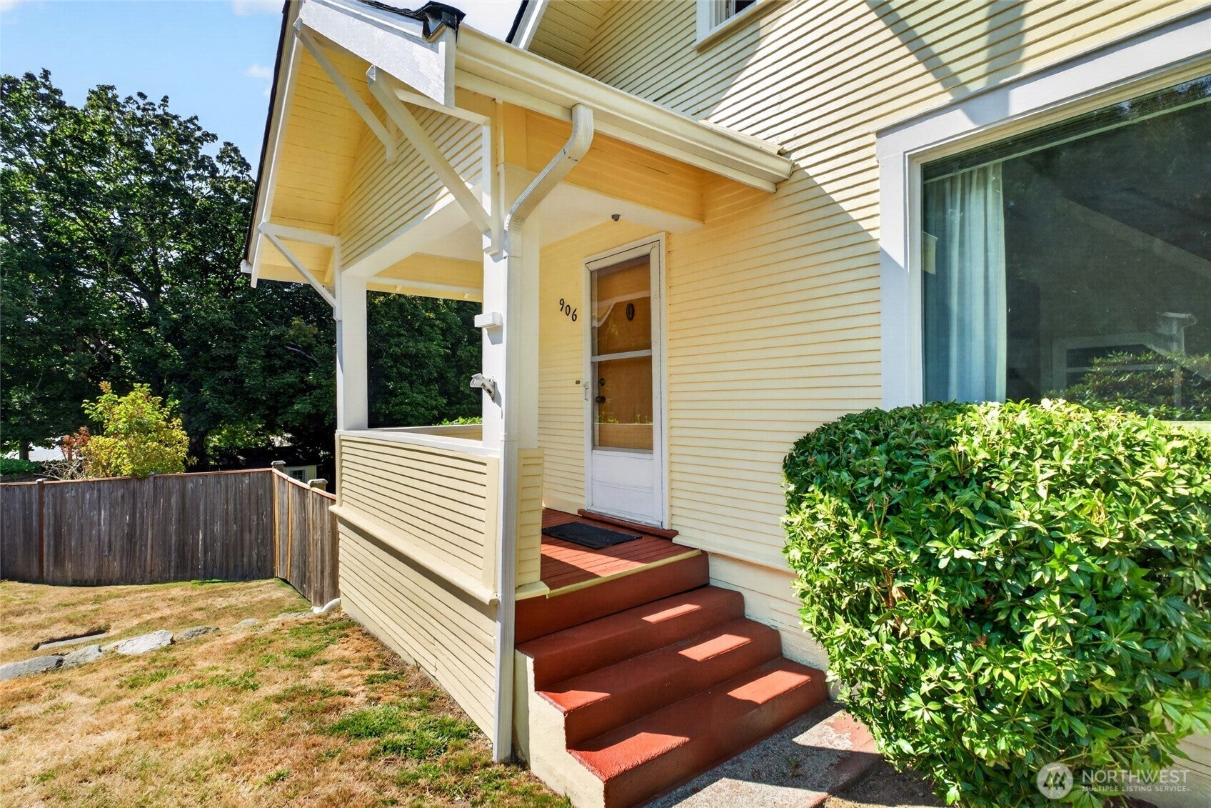 906 SW 130th Street