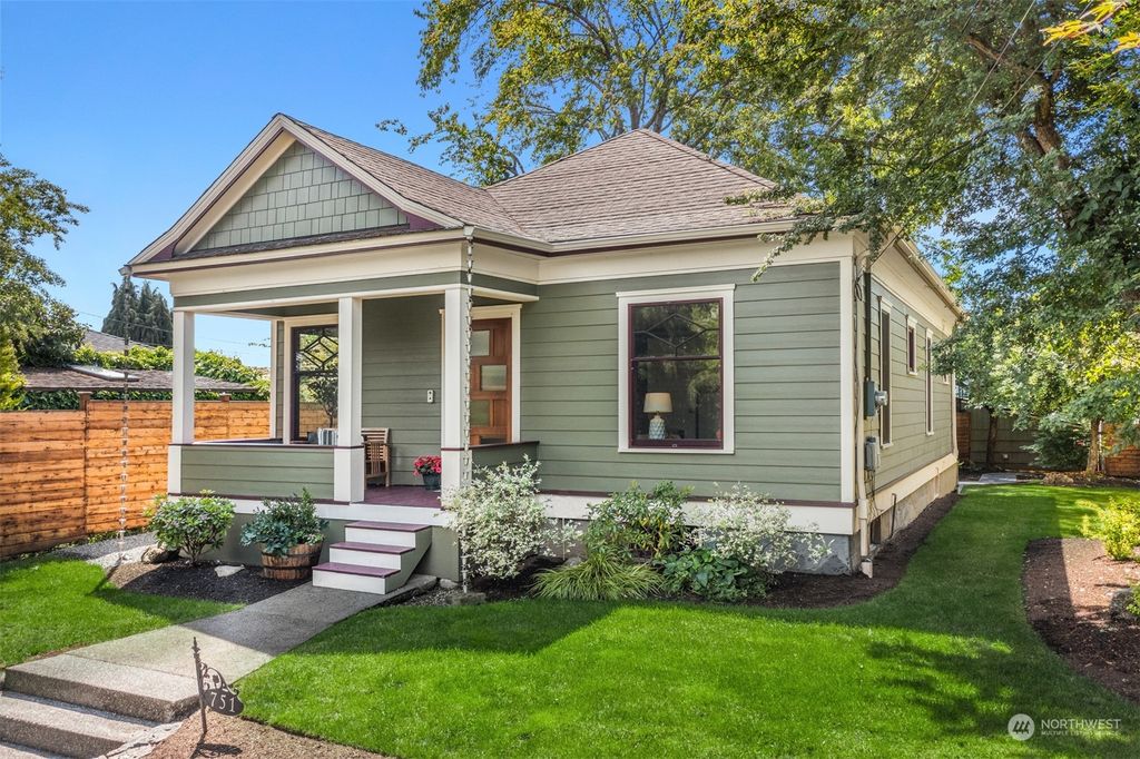 Photo of 751 N 70th Street, Seattle, WA 98103 (MLS # 2127549)