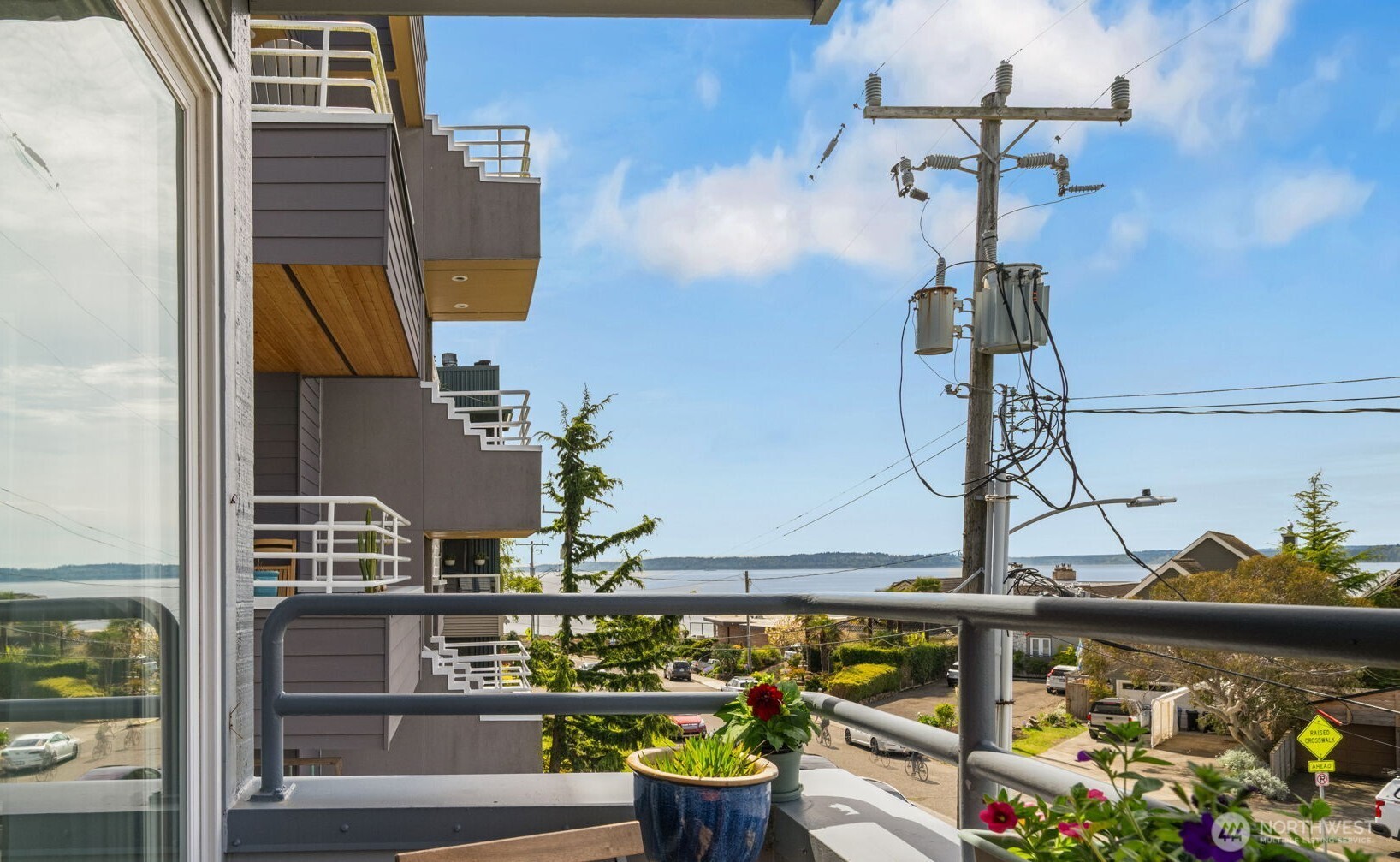 3142 Alki Avenue SW 303