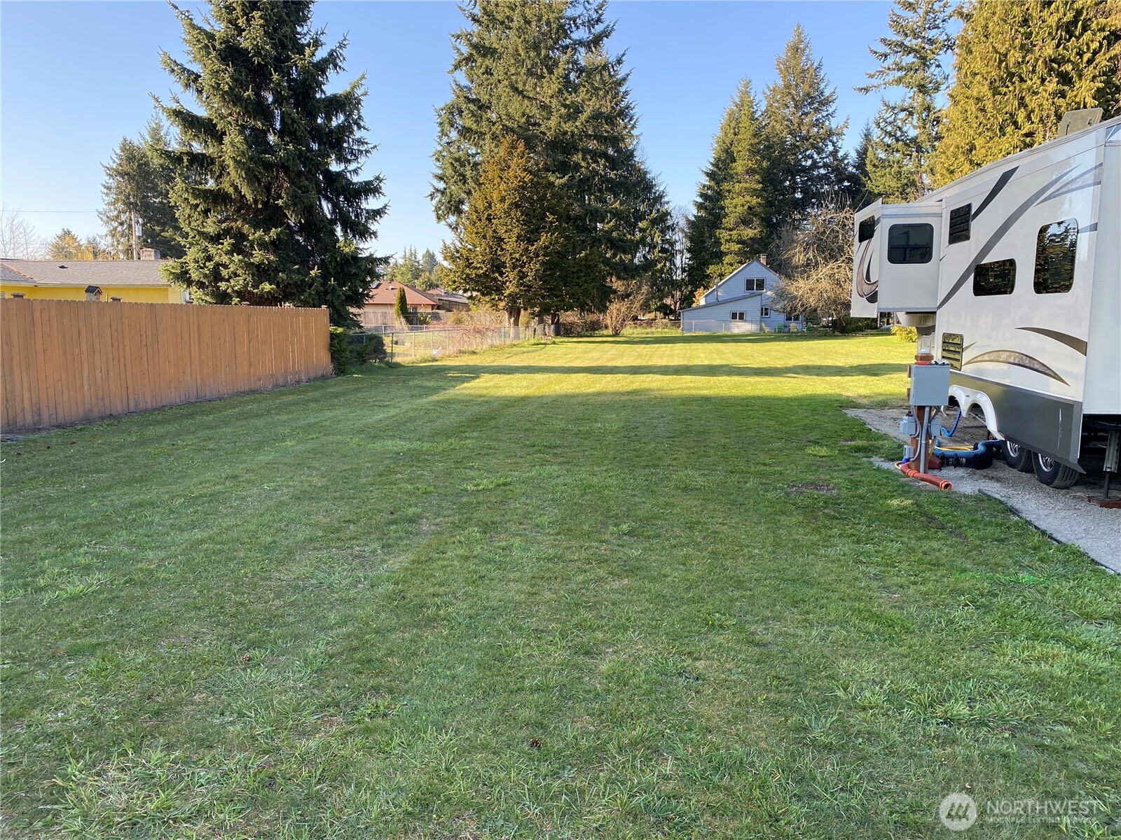 301 Dennis Street SW