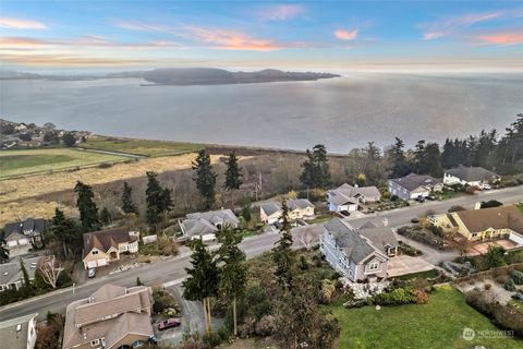 Photo of 2331 SW Freund Street, Oak Harbor, WA 98277 (MLS # 2315213)
