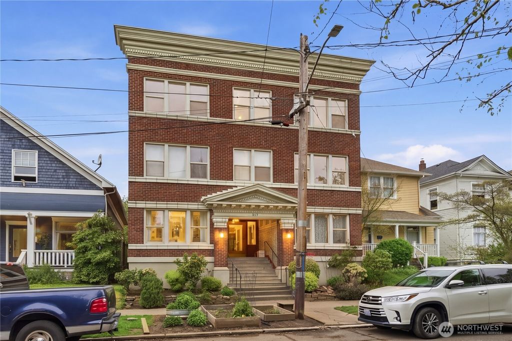 Photo of 317 18th Avenue E, Seattle, WA 98112 (MLS # 2518006)