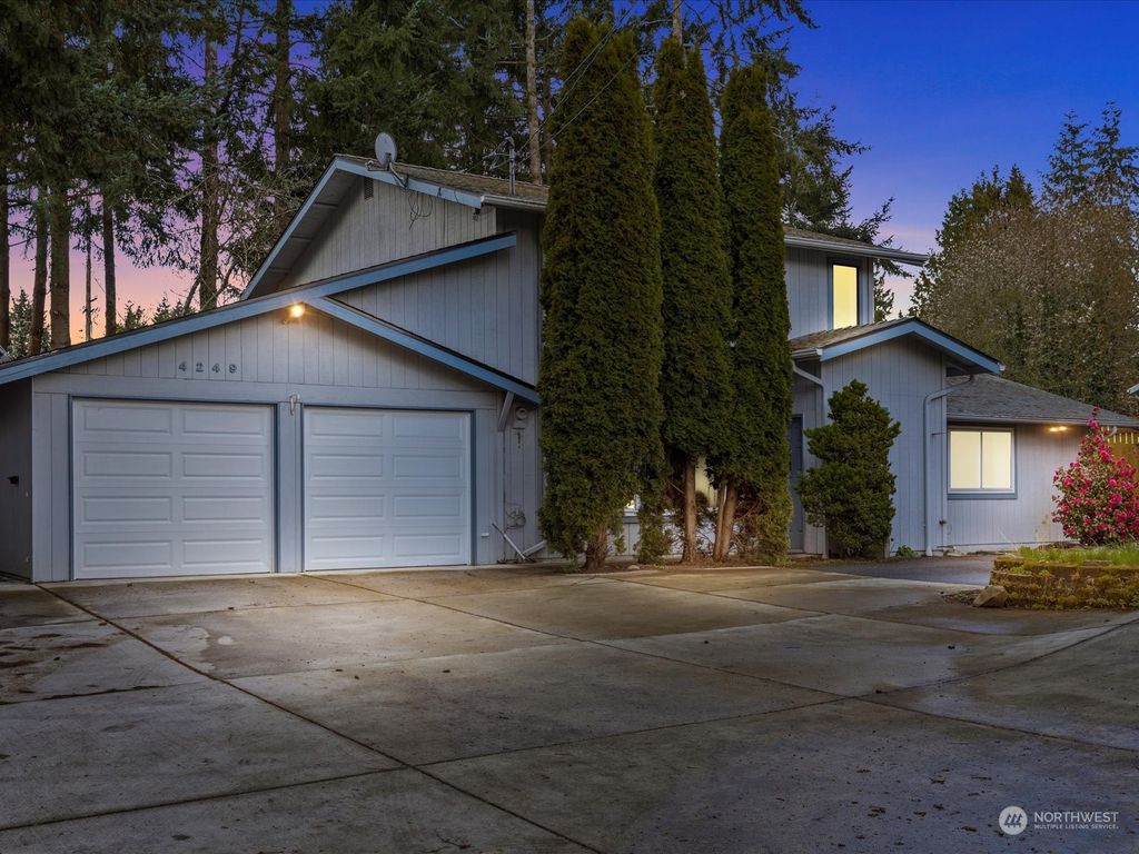 Photo of 4249 S 172nd Street, SeaTac, WA 98188 (MLS # 2057567)