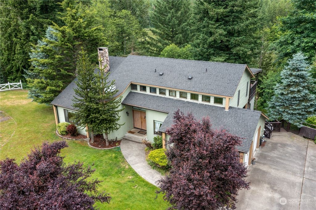 Photo of 25918 292nd Avenue SE, Ravensdale, WA 98051 (MLS # 2128219)