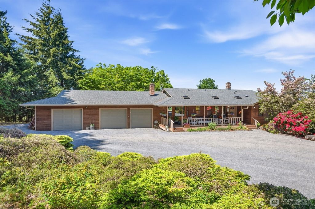 Photo of 622 Confer Road, Kalama, WA 98625 (MLS # 2522202)