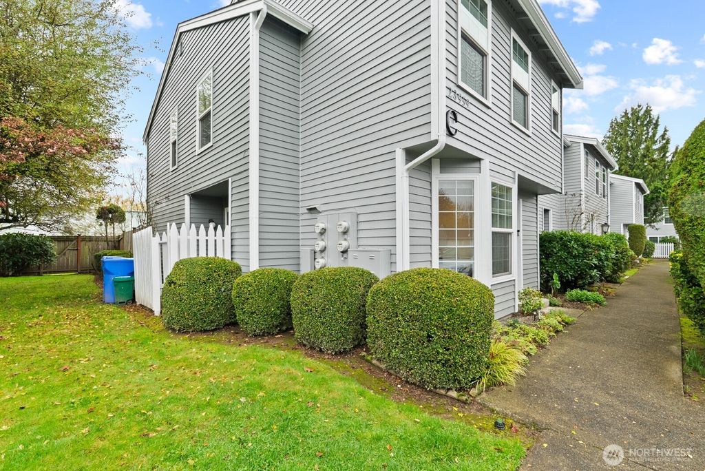 Photo of 23959 58th Court S #C1, Kent, WA 98032 (MLS # 2458425)