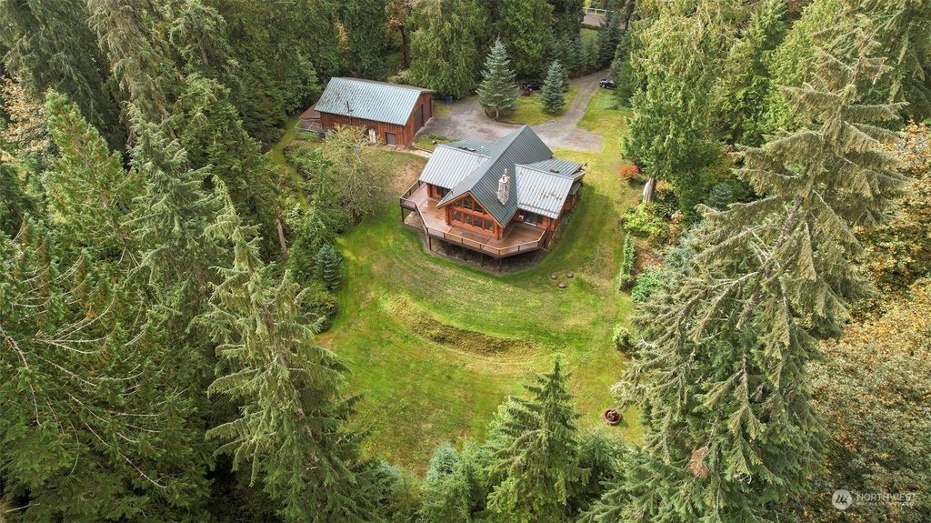 Photo of 8327 Skinner Road, Granite Falls, WA 98252 (MLS # 2327918)