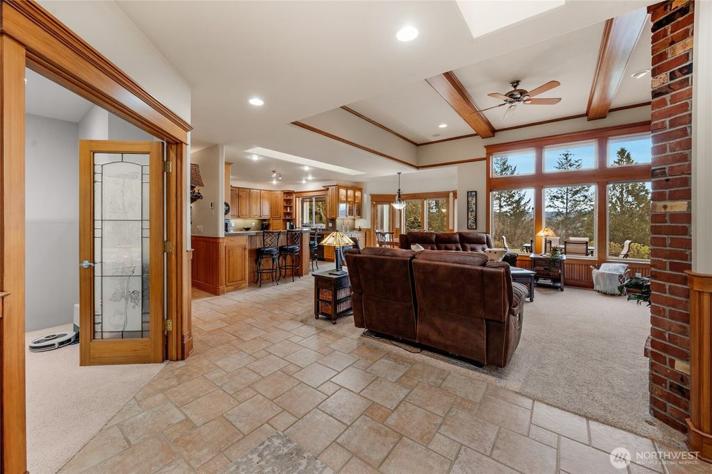 Photo of 5001 113th Avenue SE, Snohomish, WA 98290 (MLS # 2351758)