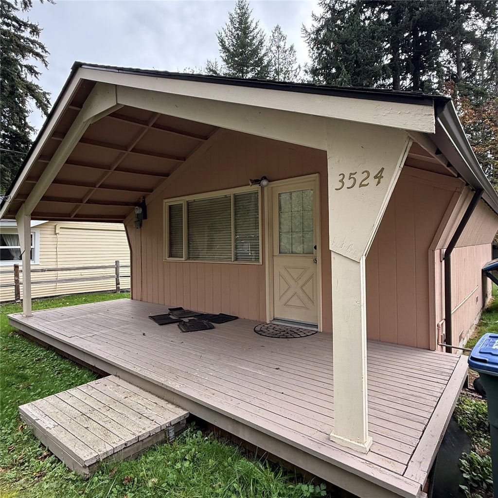 Photo of 3524 Arbor Street, Bellingham, WA 98229 (MLS # 2594669)