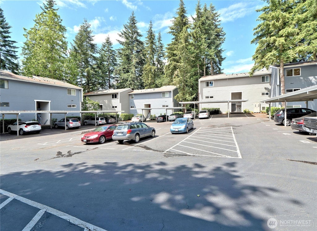 Photo of 3015 127th Place SE #N12, Bellevue, WA 98005 (MLS # 2538056)