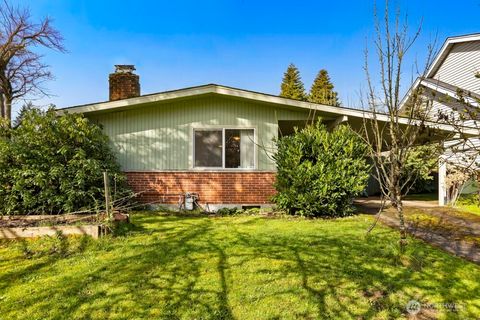 Photo of 1306 S Monroe Street, Tacoma, WA 98405 (MLS # 2496902)