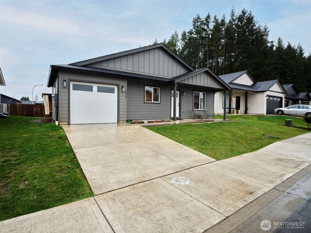 Photo of 1015 Peach Road, Winlock, WA 98596 (MLS # 2490252)