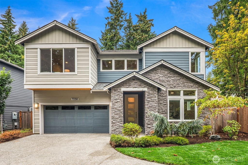 Photo of 7238 NE 129th Street, Kirkland, WA 98034 (MLS # 2582041)